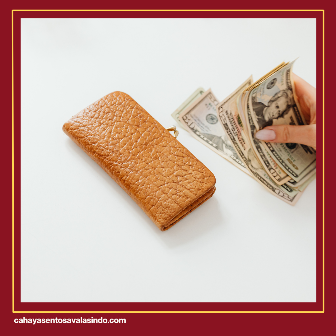 Gunakan Dompet Panjang